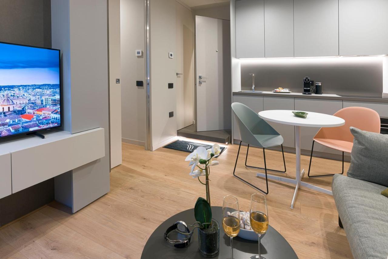 Aera Luxury Suites - 303 304 305 كاتانيا المظهر الخارجي الصورة