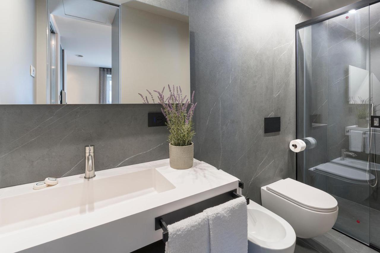 Aera Luxury Suites - 303 304 305 كاتانيا المظهر الخارجي الصورة